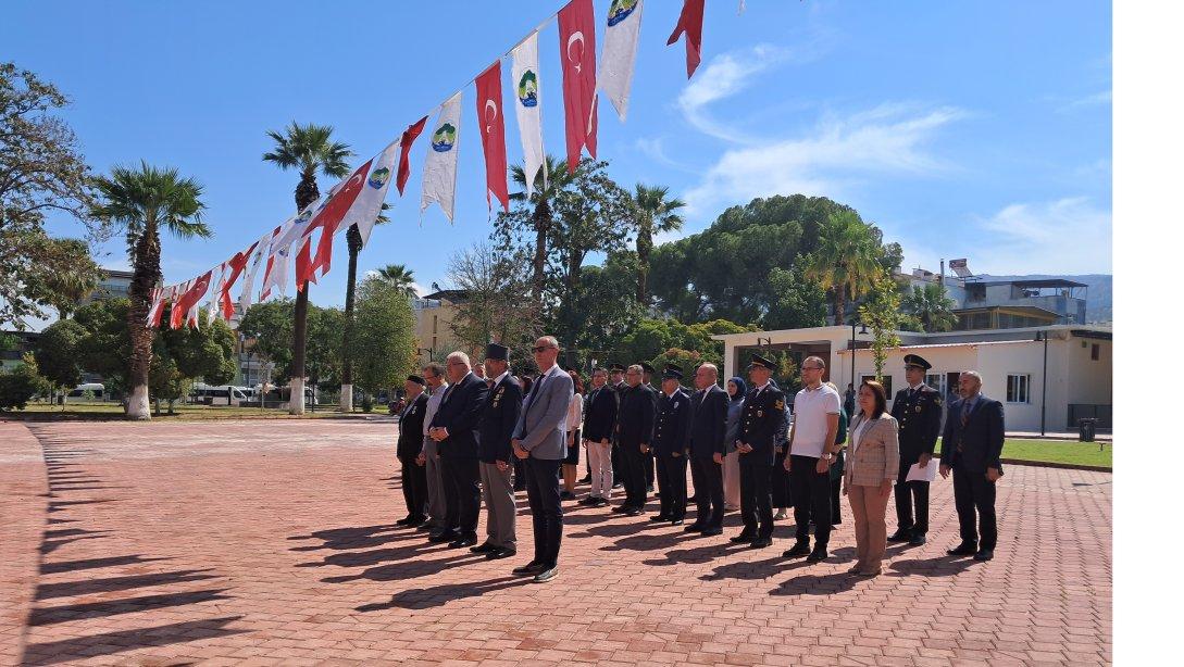 İLÇE MİLLİ EĞİTİM MÜDÜRÜ SAYIN AYŞE ACAR GAZİLER GÜNÜ TÖRENİNE KATILDI