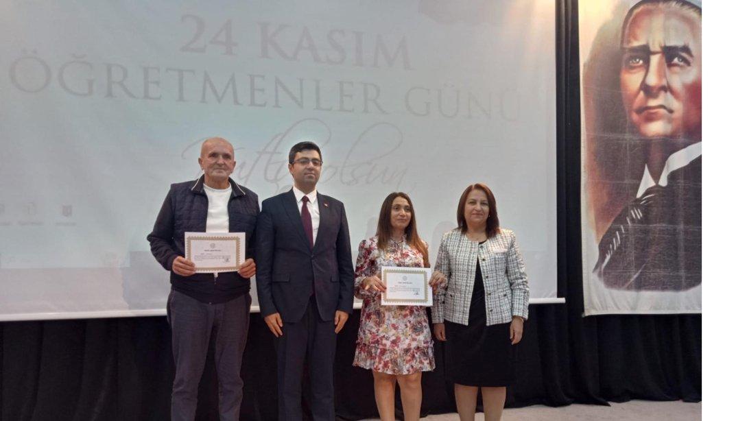 24 KASIM ÖĞRETMENLER GÜNÜ KUTLAMA PROGRAMI YENİPAZAR ATATÜRK KÜLTÜR MERKEZİNDE GERÇEKLEŞTİRİLDİ